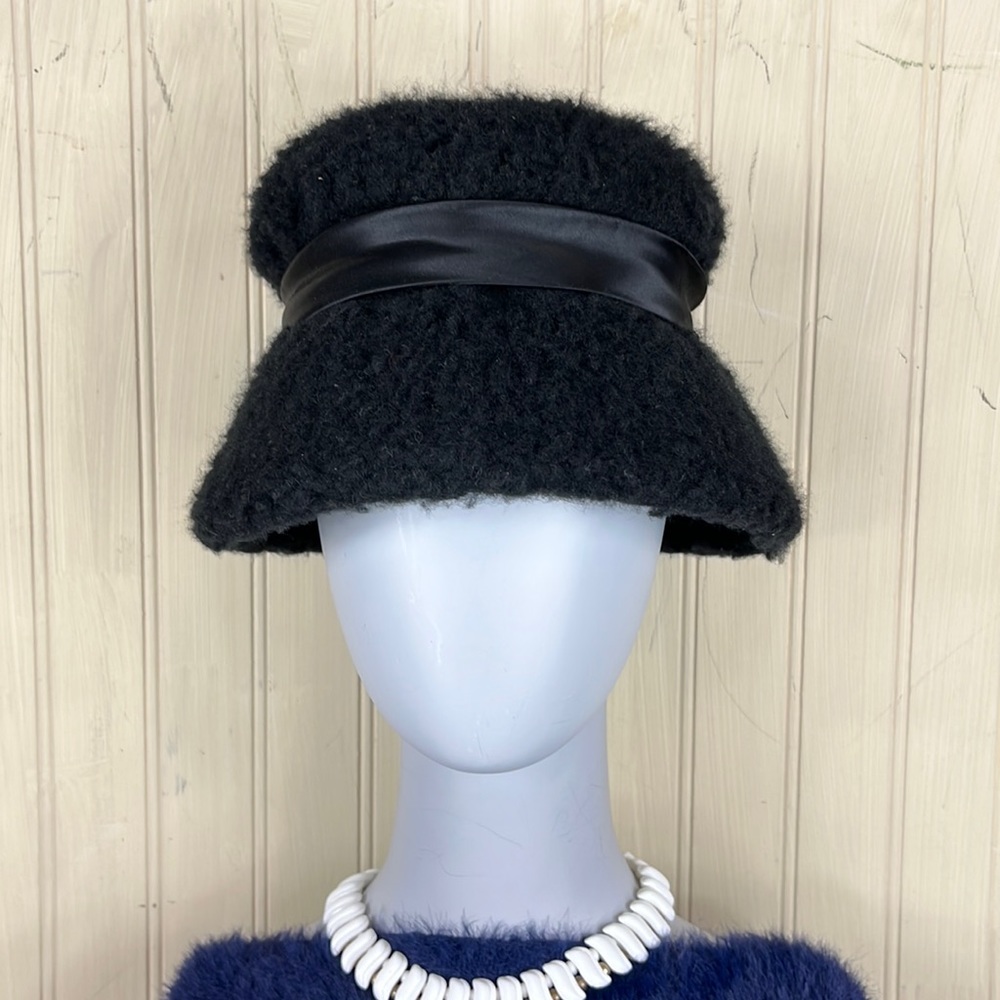 Vintage Black Sherpa Cloche Hat With Black Satin Band